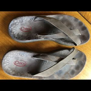 Chaco leather toe loop sandals